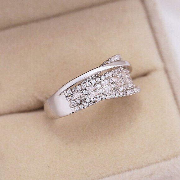 Infinity 925 Silver Cubic Zircon Ring New - Picture 4 of 4